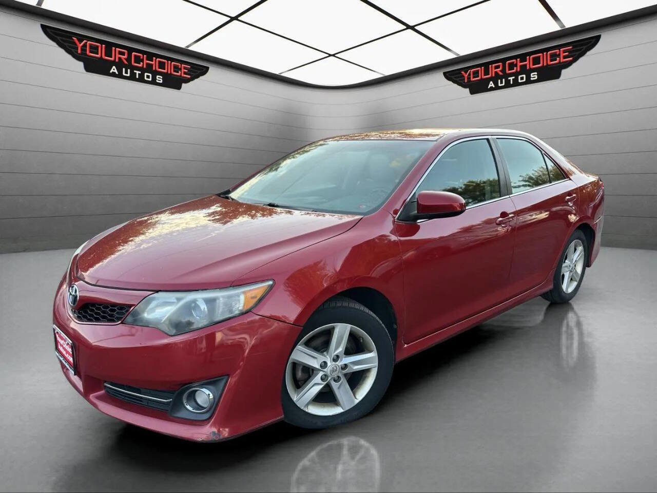 Used 2014 Toyota Camry SE
