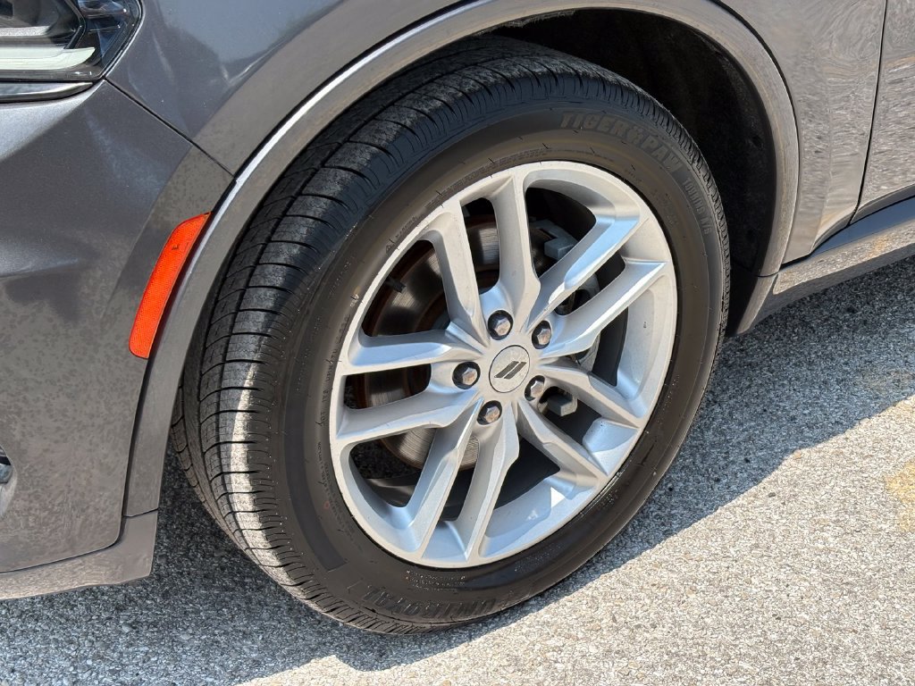 Used 2024 Dodge Durango GT RWD image 9