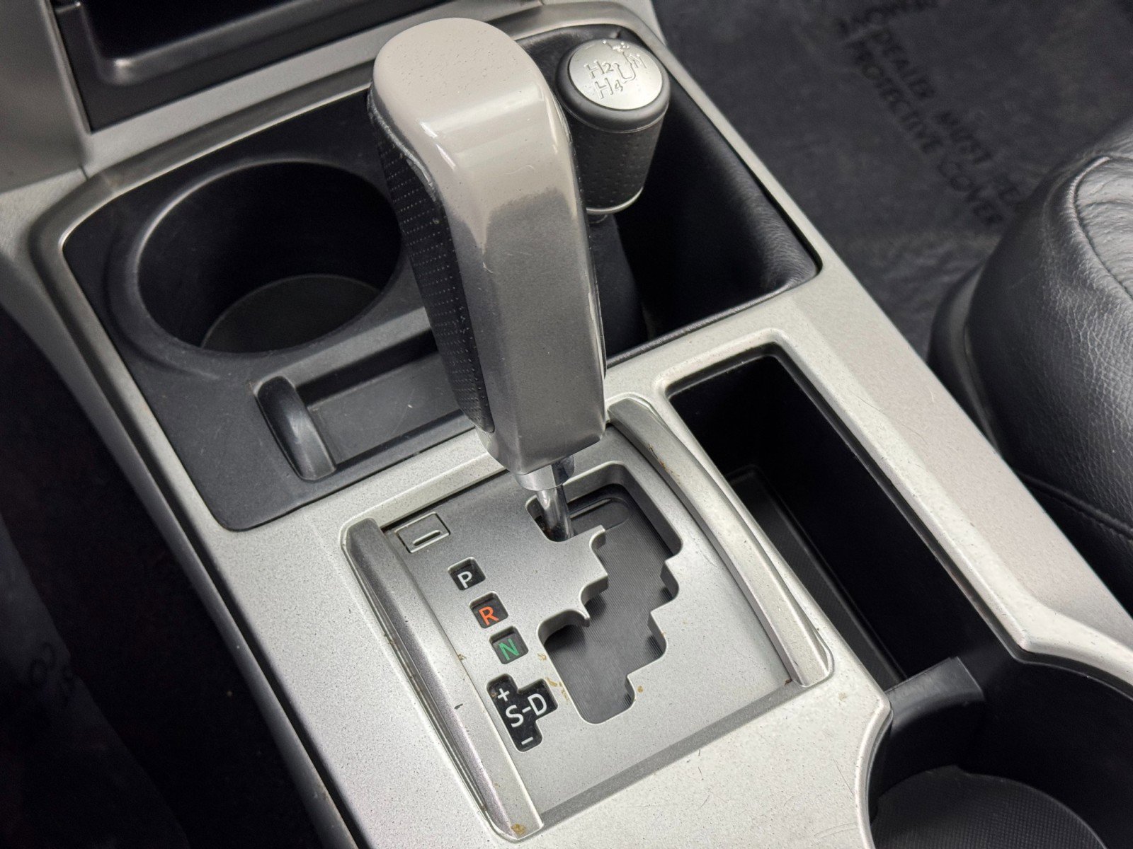 Used 2010 Toyota 4Runner SR5 image 27