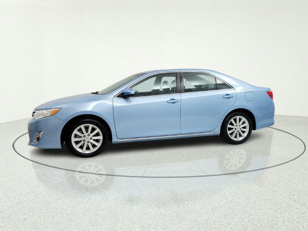 Used 2012 Toyota Camry XLE FWD image 4
