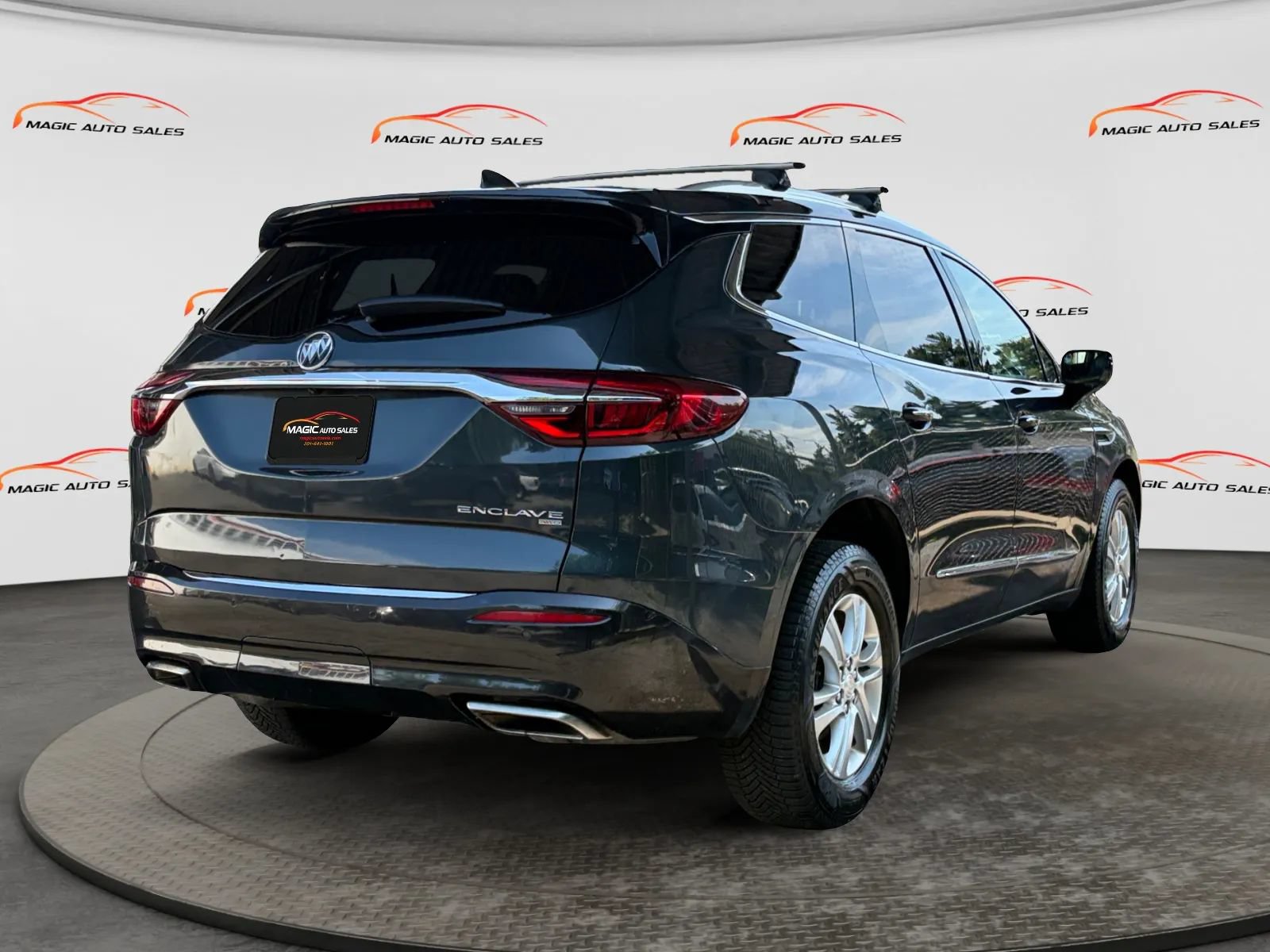 Used 2019 Buick Enclave Essence w/ Trailering Package, 5000 lbs. AWD/4WD image 10