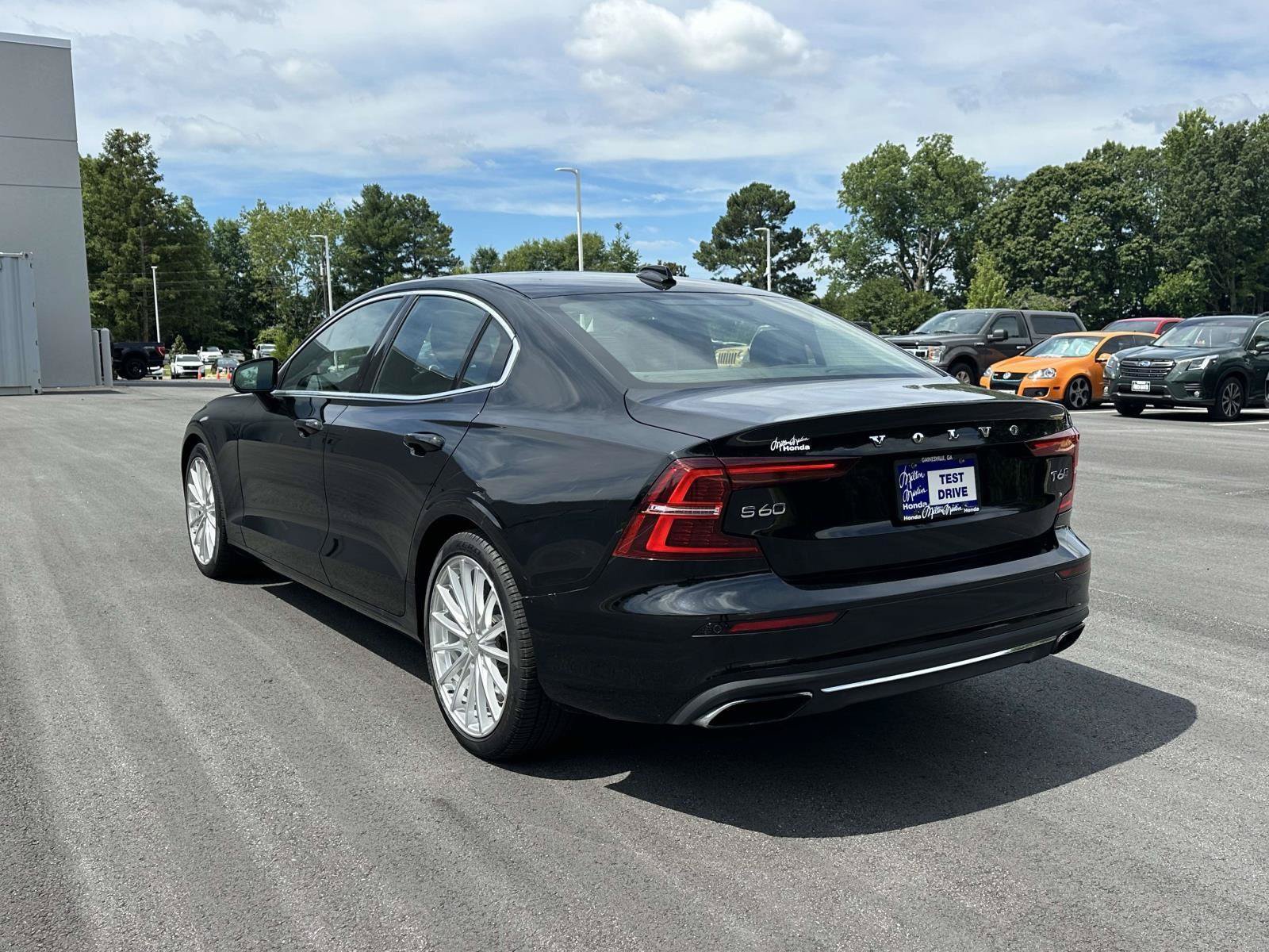 Used 2021 Volvo S60 T6 Inscription AWD/4WD image 25