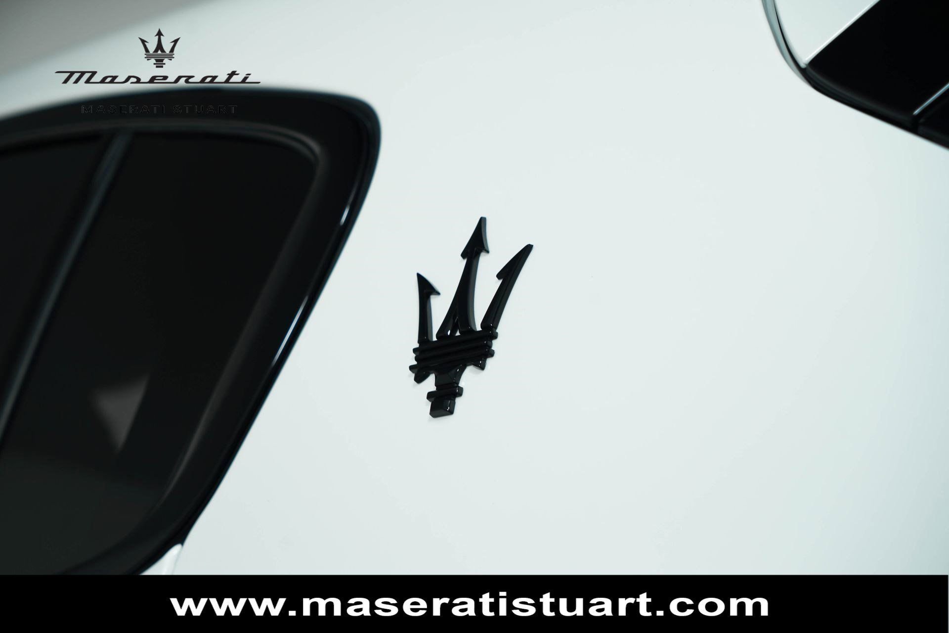 New 2025 Maserati Grecale Modena AWD/4WD image 17