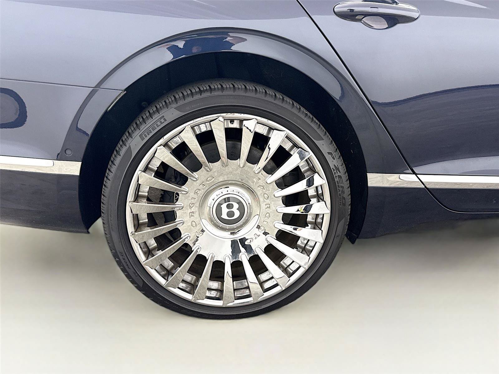Used 2022 Bentley Flying Spur W12 AWD/4WD image 36