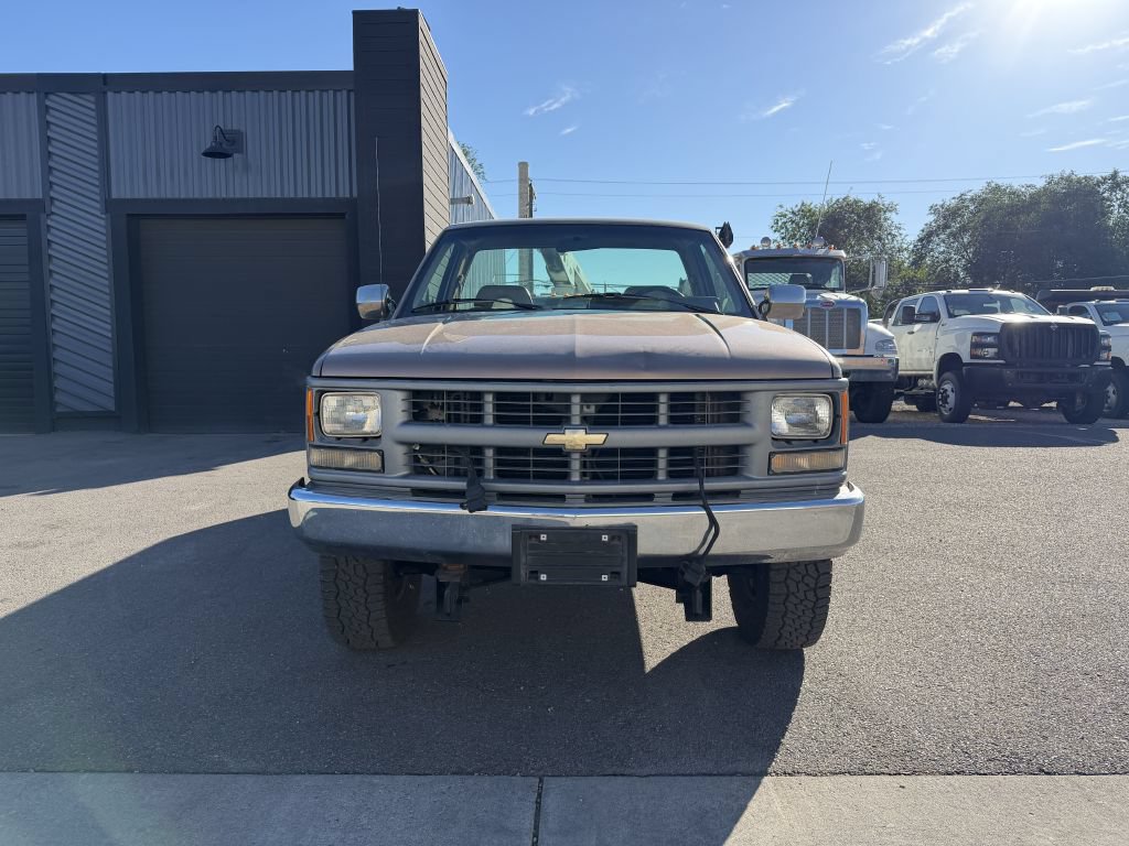 Used 1994 Chevrolet Silverado 2500 4x4 Regular Cab image 2