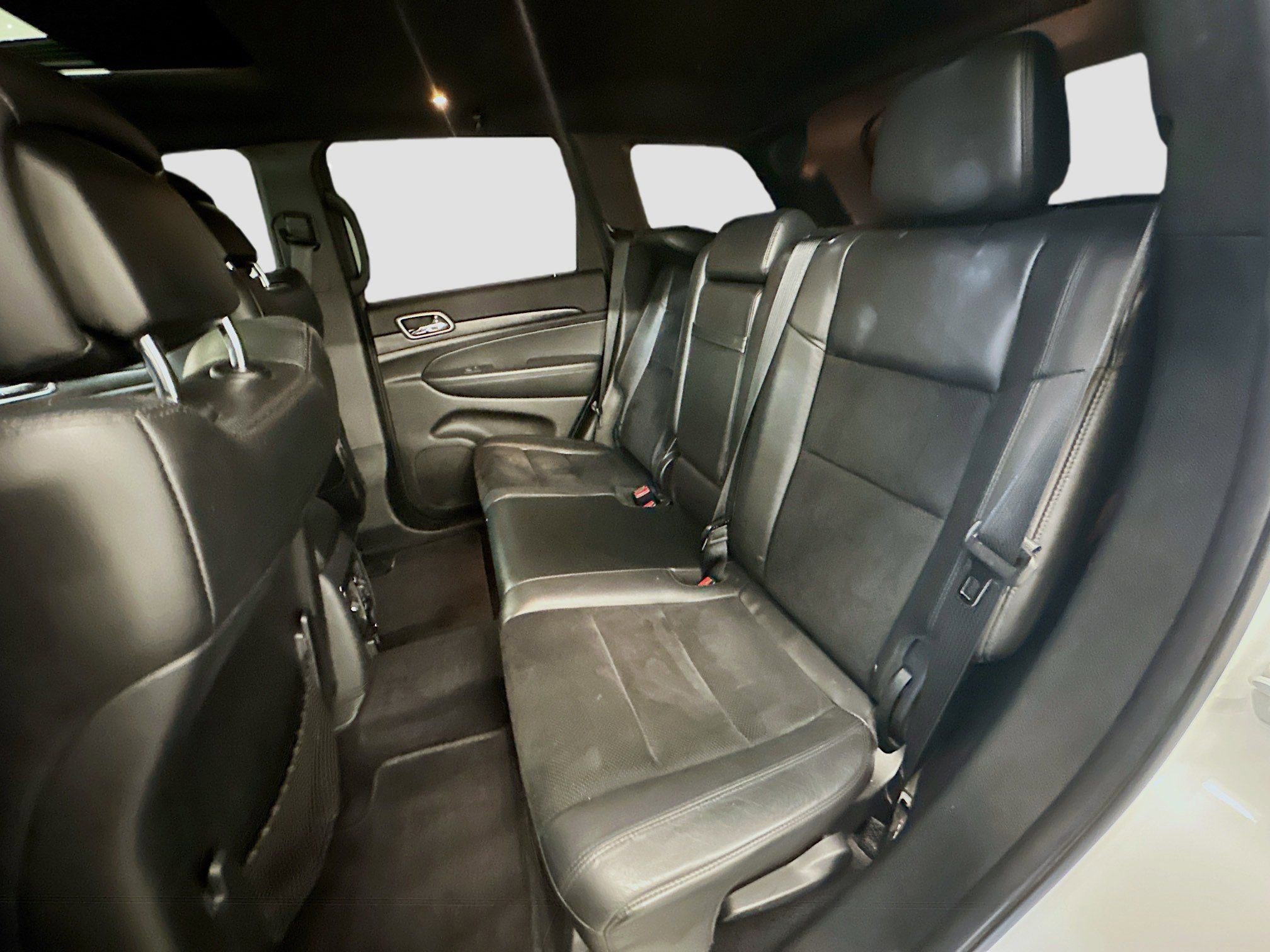 Used 2018 Jeep Grand Cherokee Altitude AWD/4WD image 26