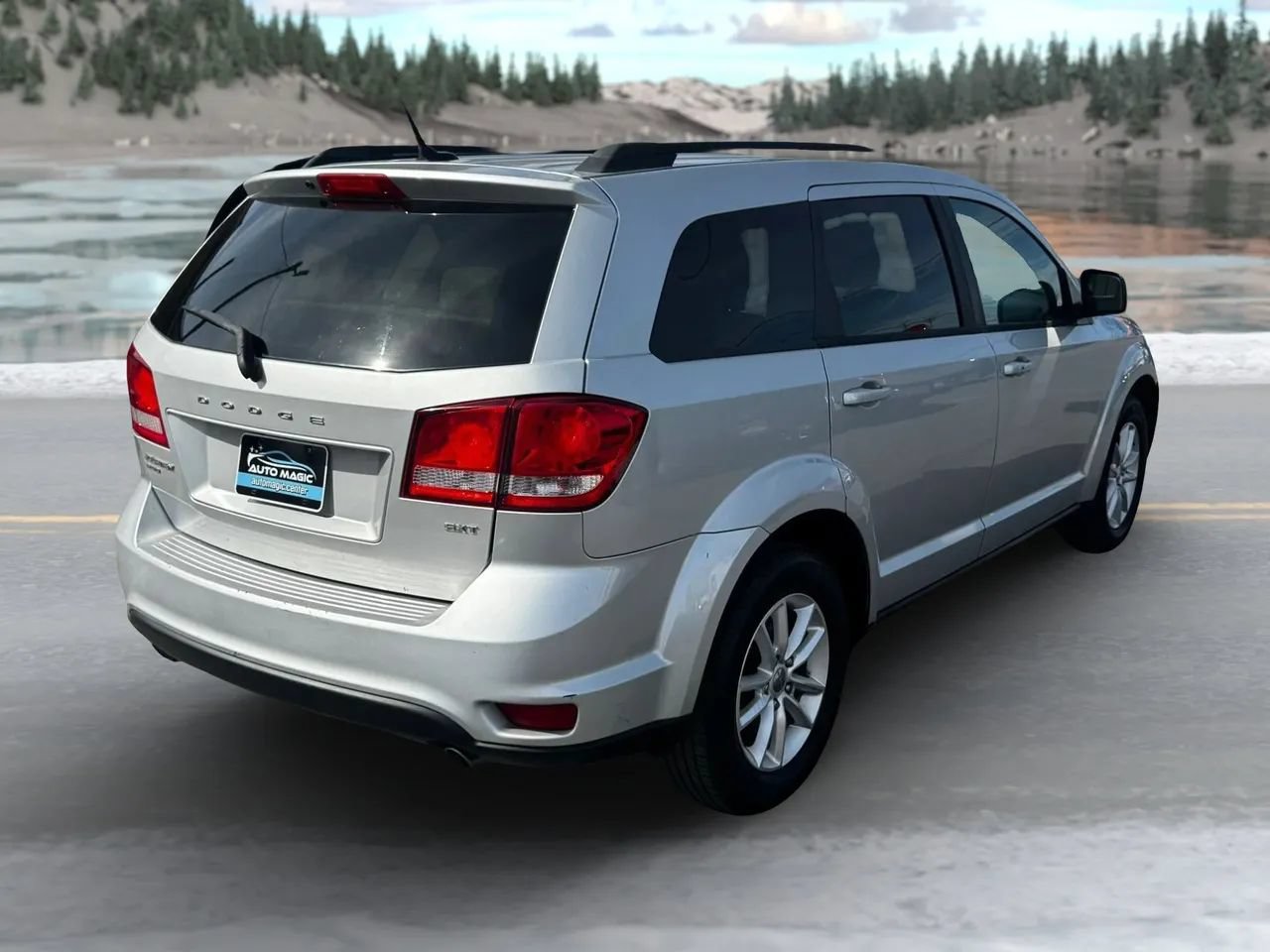 Used 2013 Dodge Journey SXT w/ Flexible Seating Group AWD/4WD image 3