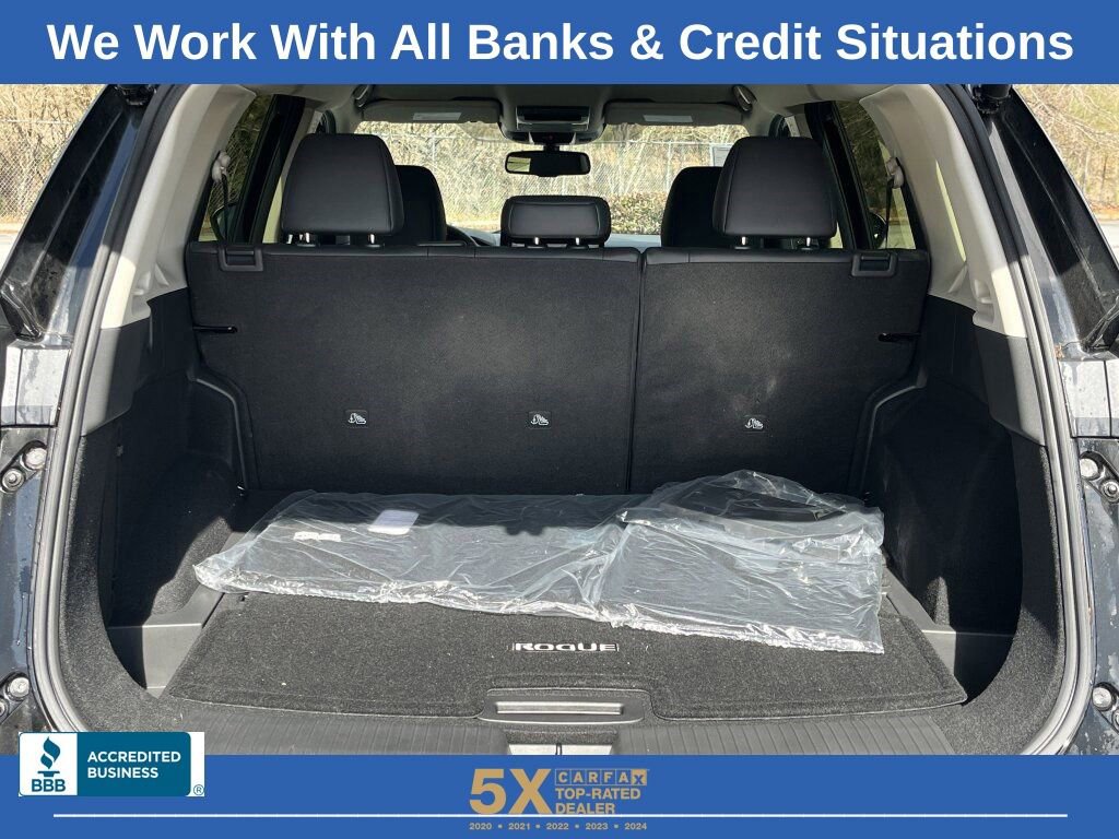 Used 2025 Nissan Rogue SL image 26