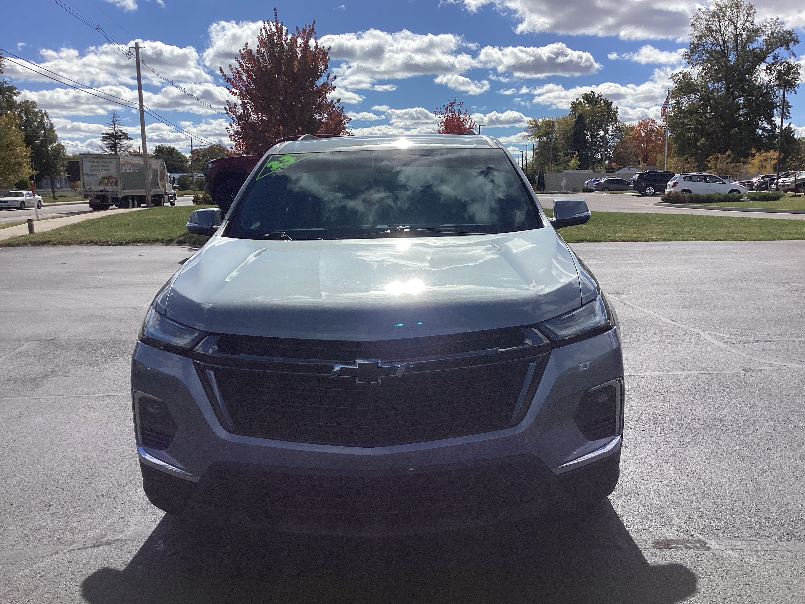 Used 2023 Chevrolet Traverse LT image 9