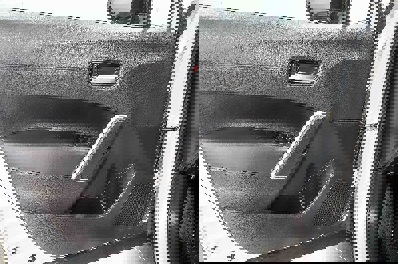 Certified 2025 Toyota Corolla Cross XLE w/ Convenience Package AWD/4WD image 22