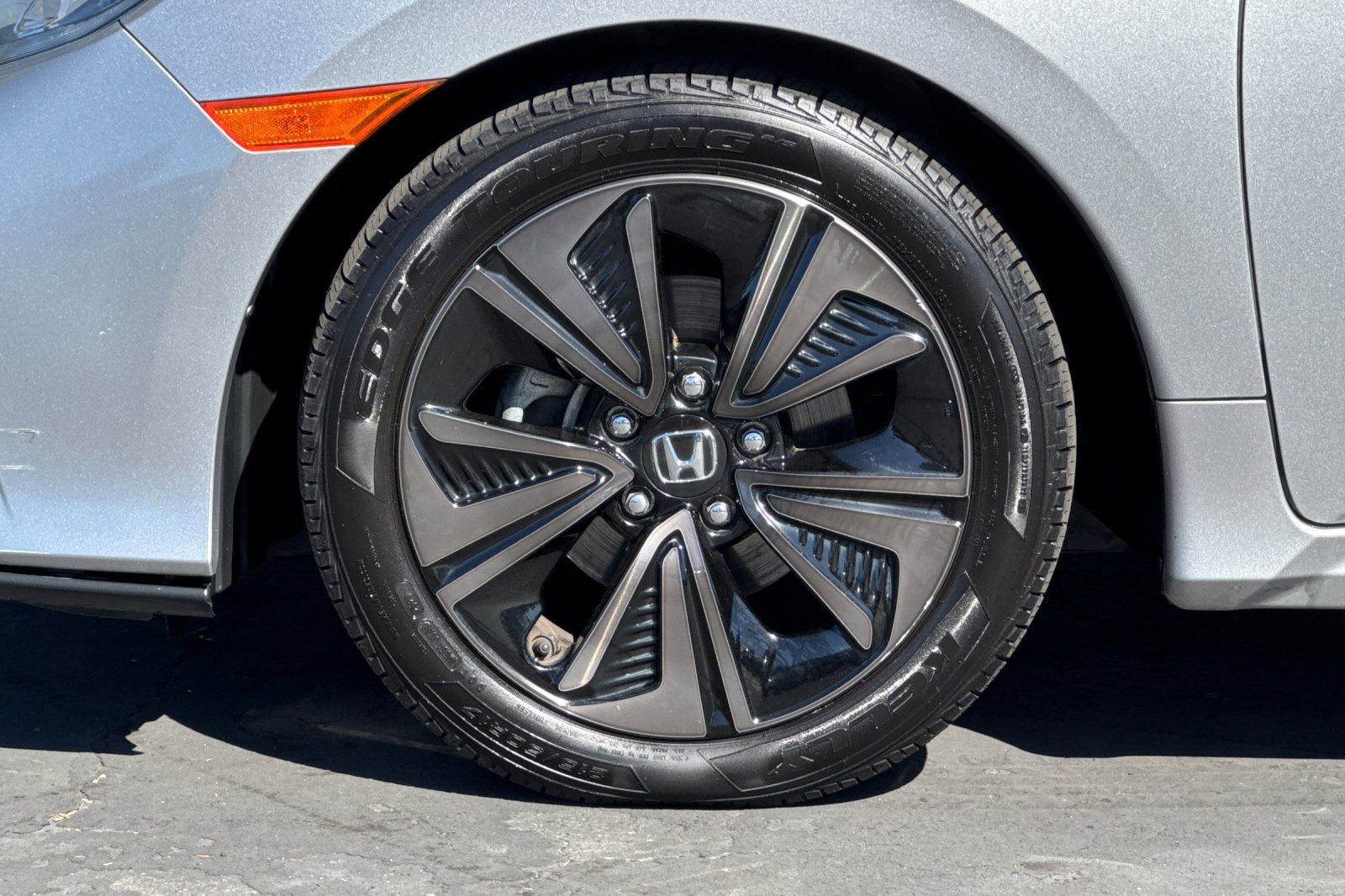 Used 2018 Honda Civic EX image 32