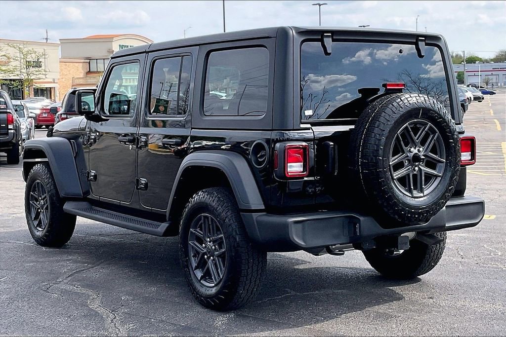 Used 2024 Jeep Wrangler Sport S AWD/4WD image 13