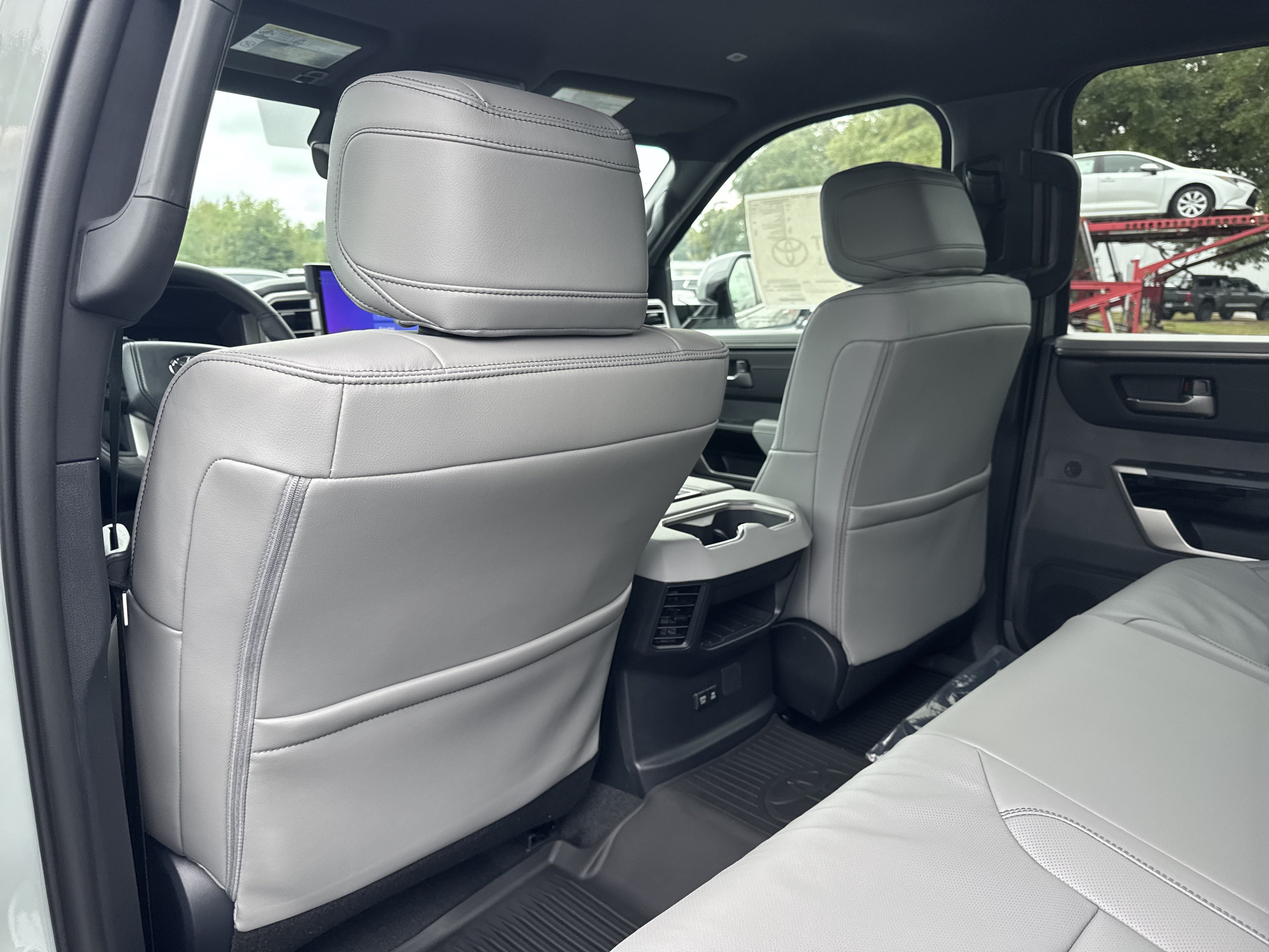 New 2026 Toyota Tundra Limited AWD/4WD image 25