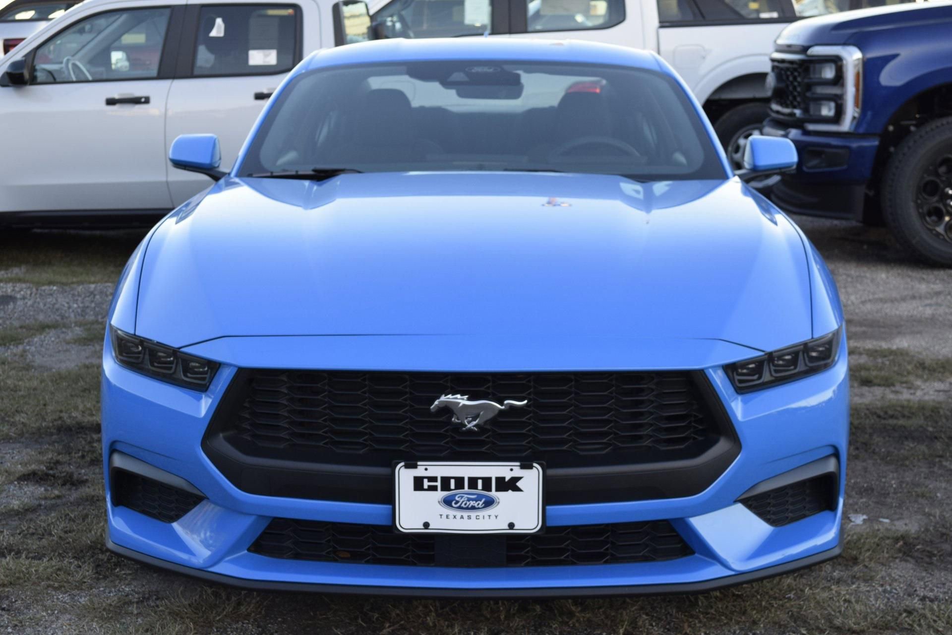 New 2026 Ford Mustang Coupe image 2