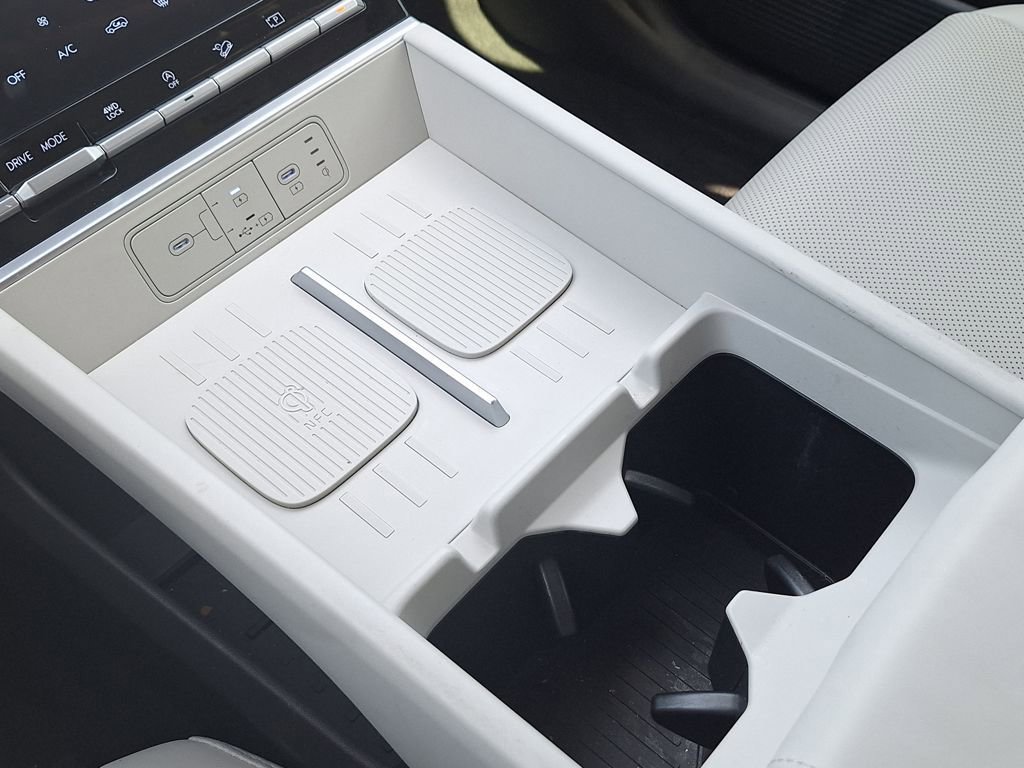 New 2025 Hyundai Santa Fe SEL image 24