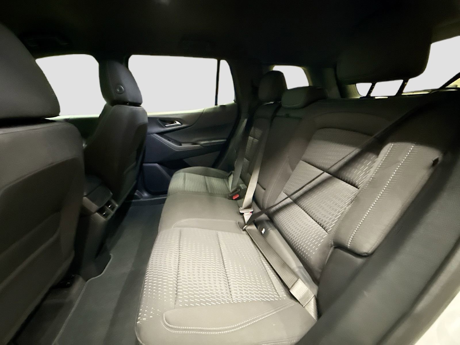 Used 2025 Chevrolet Equinox LT FWD image 26