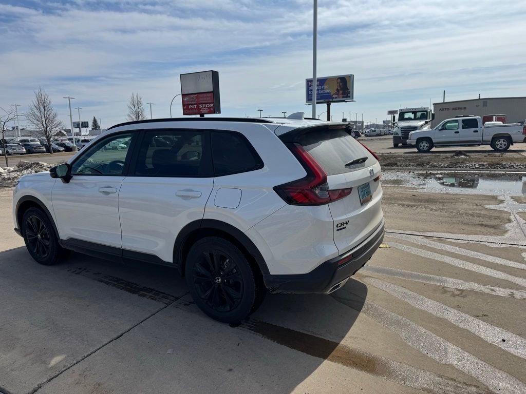 Used 2026 Honda CR-V Sport Touring image 7