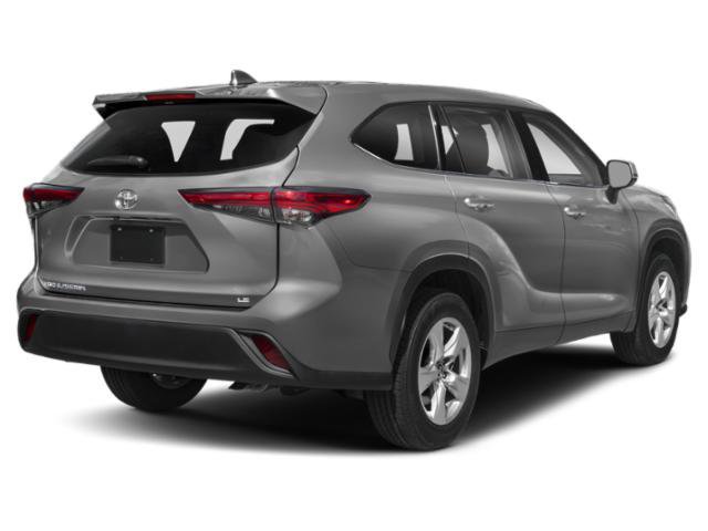 Used 2022 Toyota Highlander LE AWD/4WD image 2