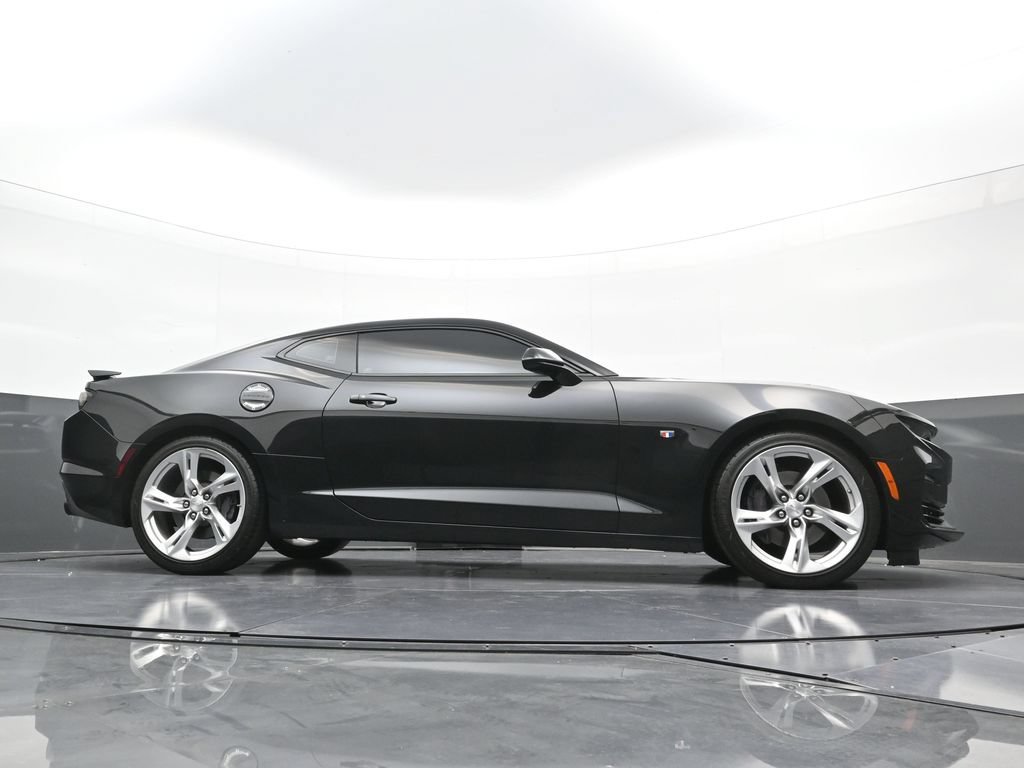 Used 2019 Chevrolet Camaro SS RWD image 26
