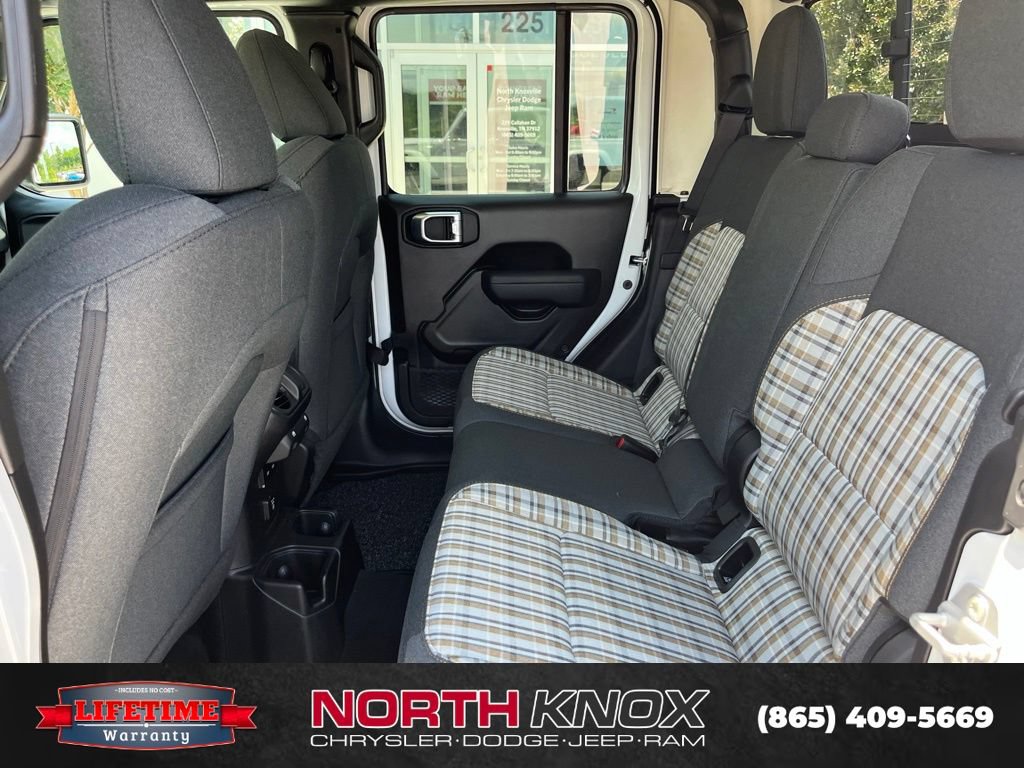 New 2026 Jeep Gladiator Sport AWD/4WD image 12