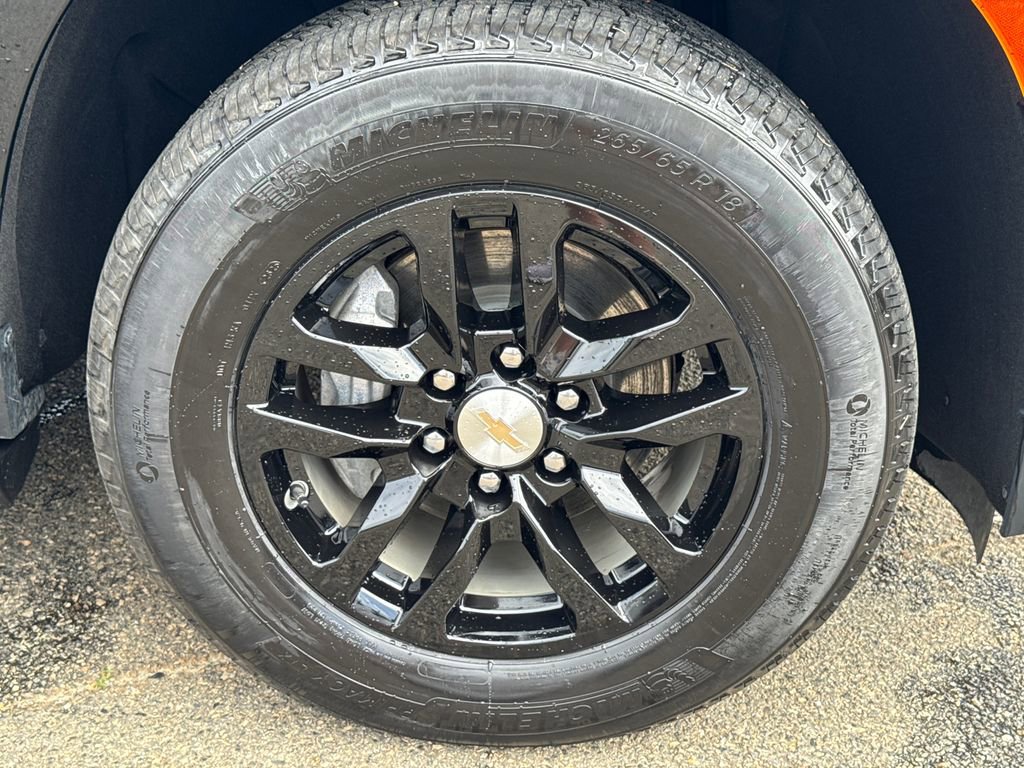 Used 2024 Chevrolet Tahoe LT RWD image 12