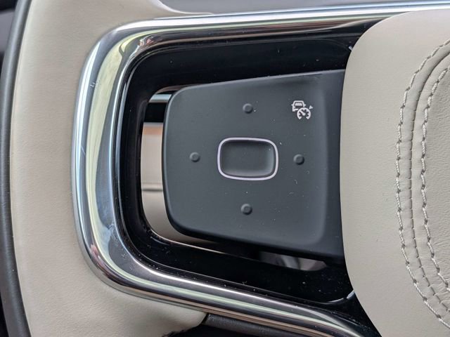 Used 2025 Lincoln Nautilus Reserve image 26