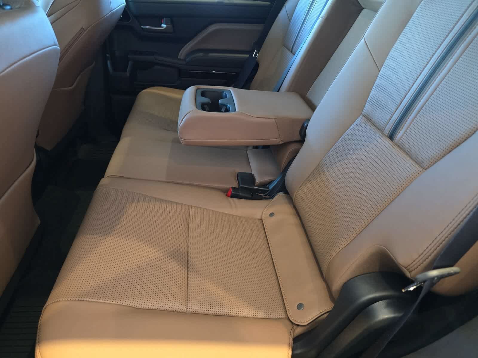 New 2026 Toyota 4Runner Limited AWD/4WD image 14