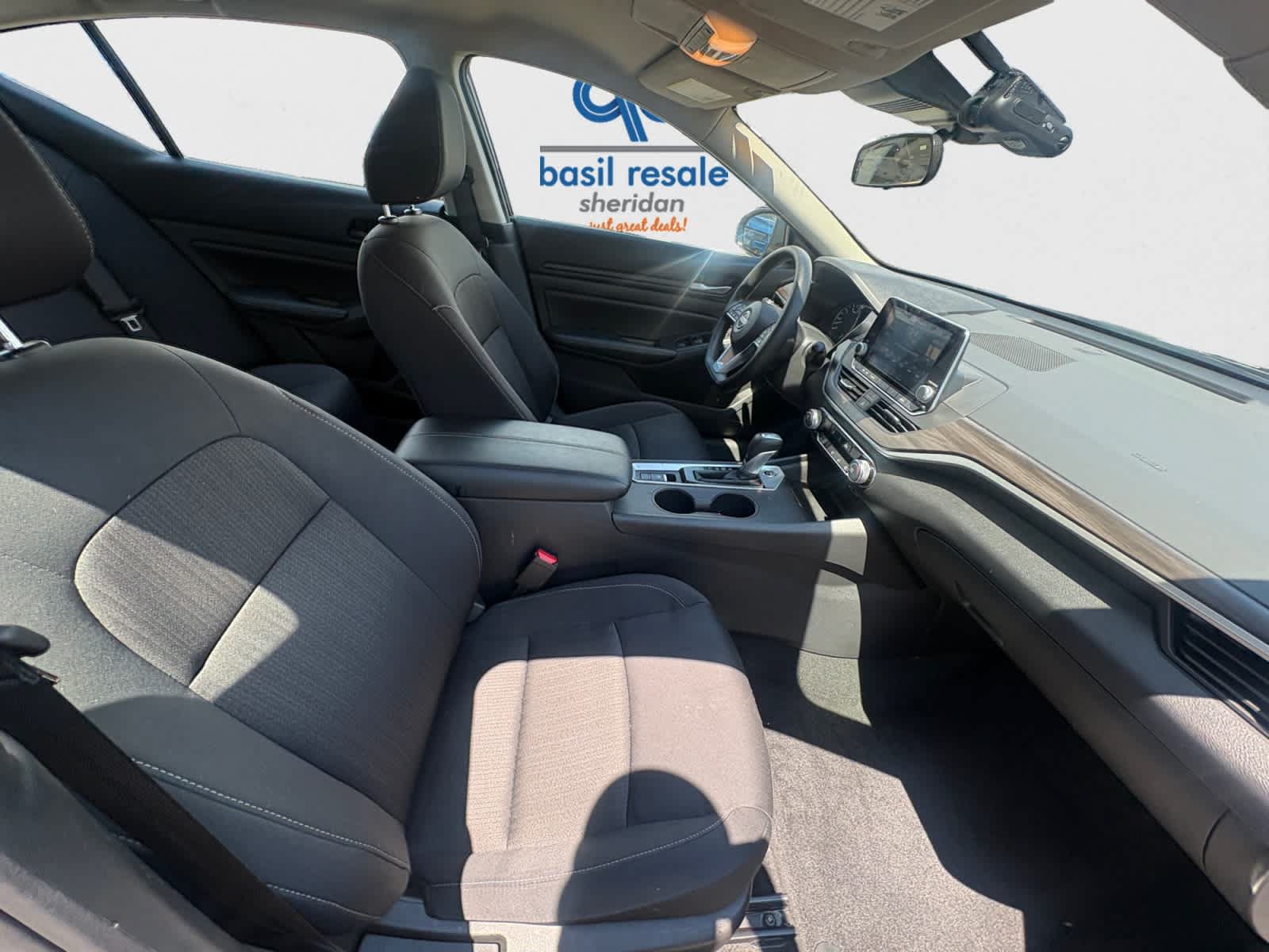 Used 2025 Nissan Altima 2.5 SV AWD/4WD image 21