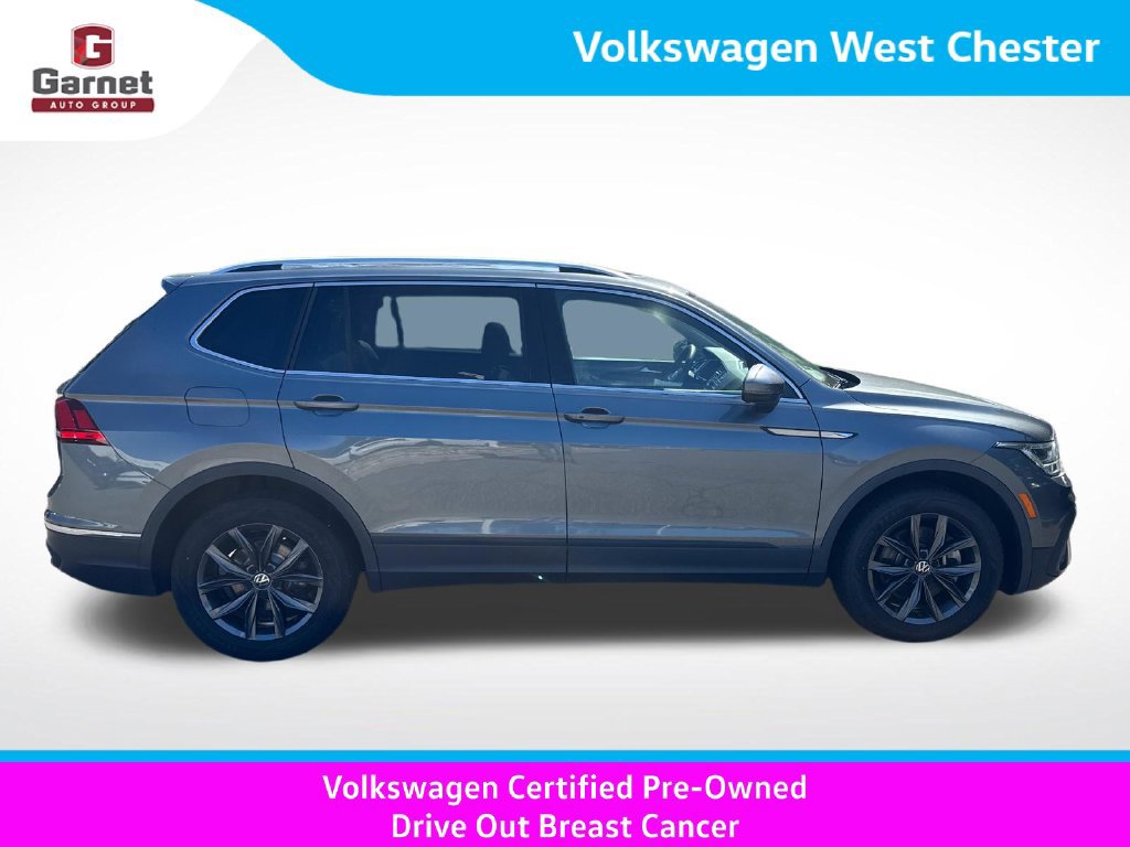 Certified 2023 Volkswagen Tiguan SE w/ Panoramic Sunroof Package AWD/4WD image 7