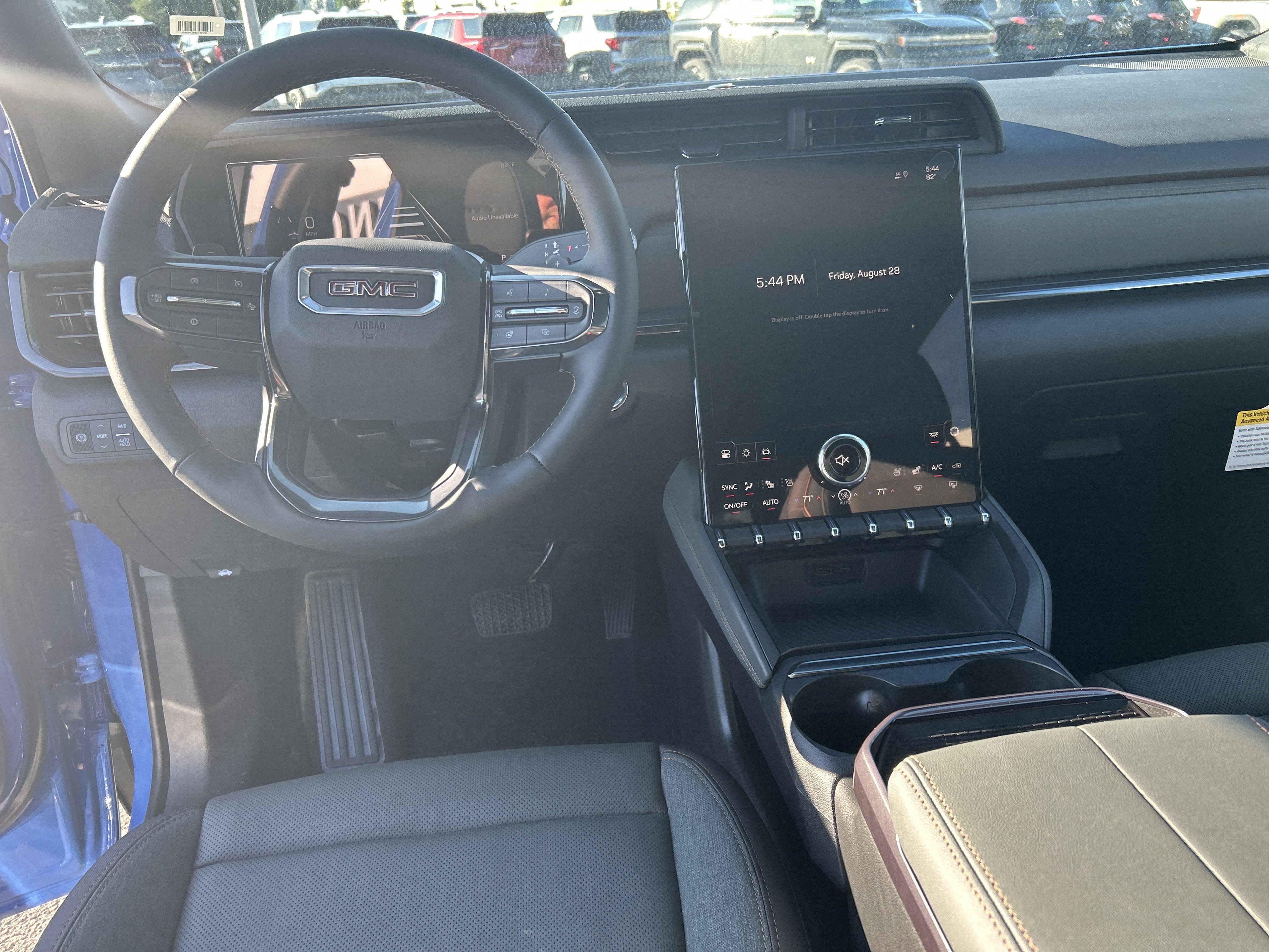New 2027 GMC Terrain AT4 w/ Convenience Package III AWD/4WD image 33