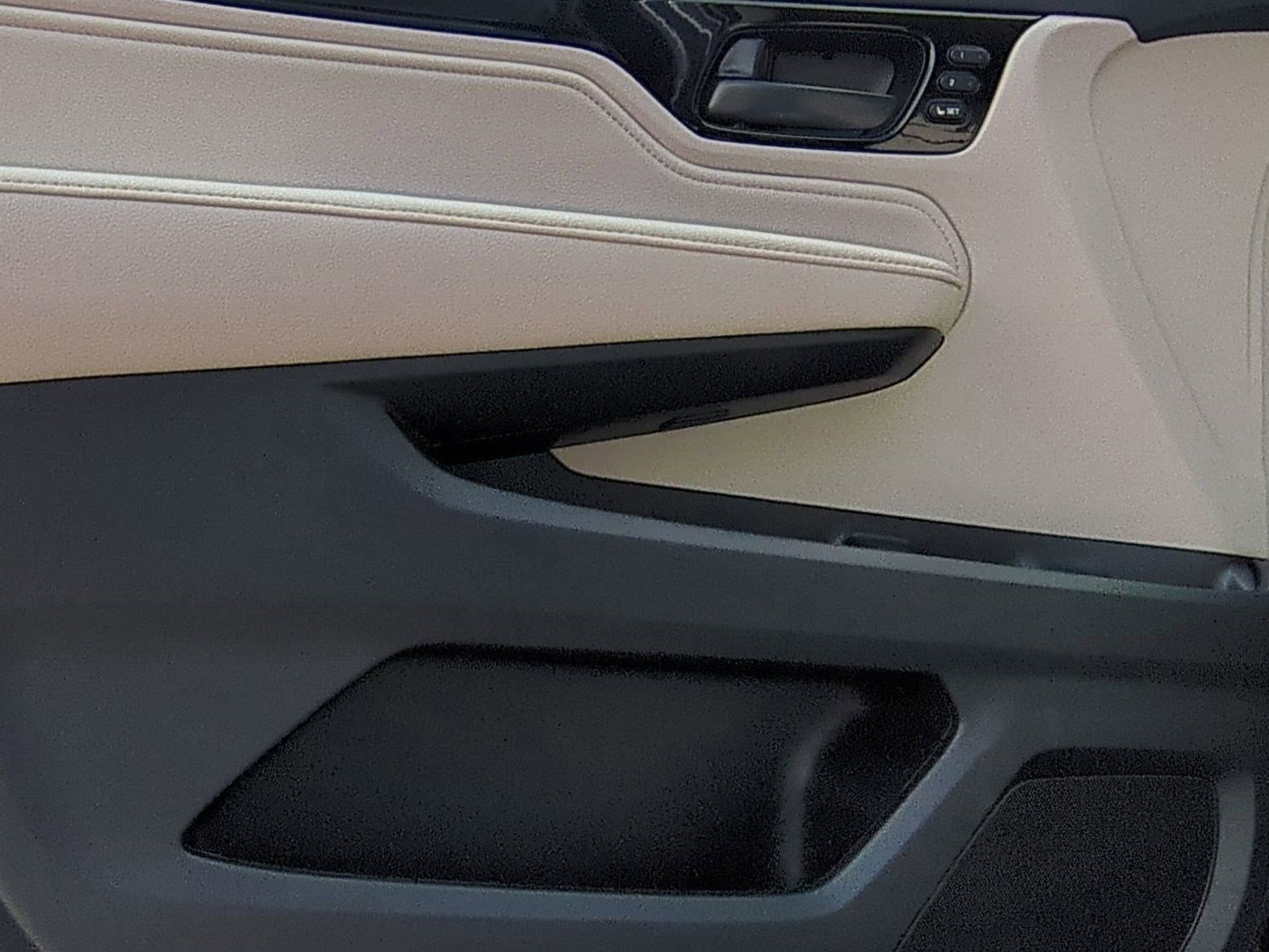 New 2026 Honda Odyssey Touring image 10