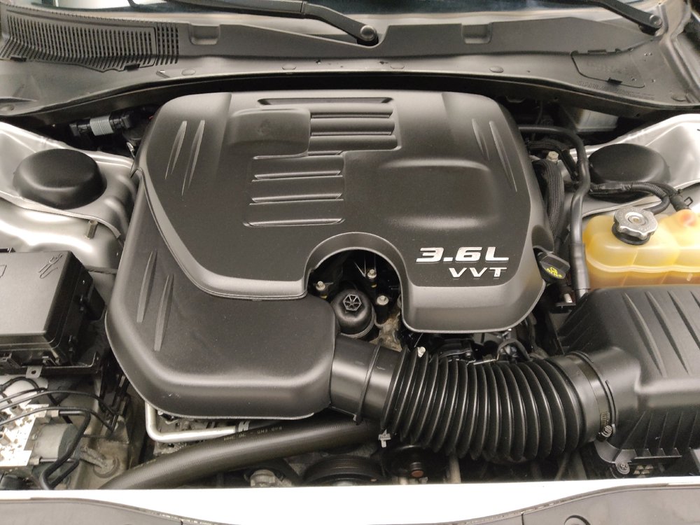 Used 2019 Dodge Charger SXT AWD/4WD image 30