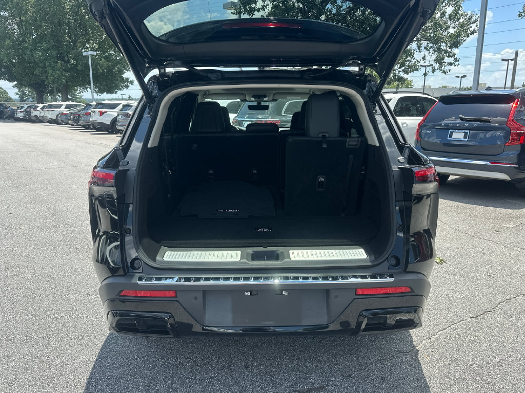Certified 2023 INFINITI QX60 Luxe w/ Cargo Package FWD image 15