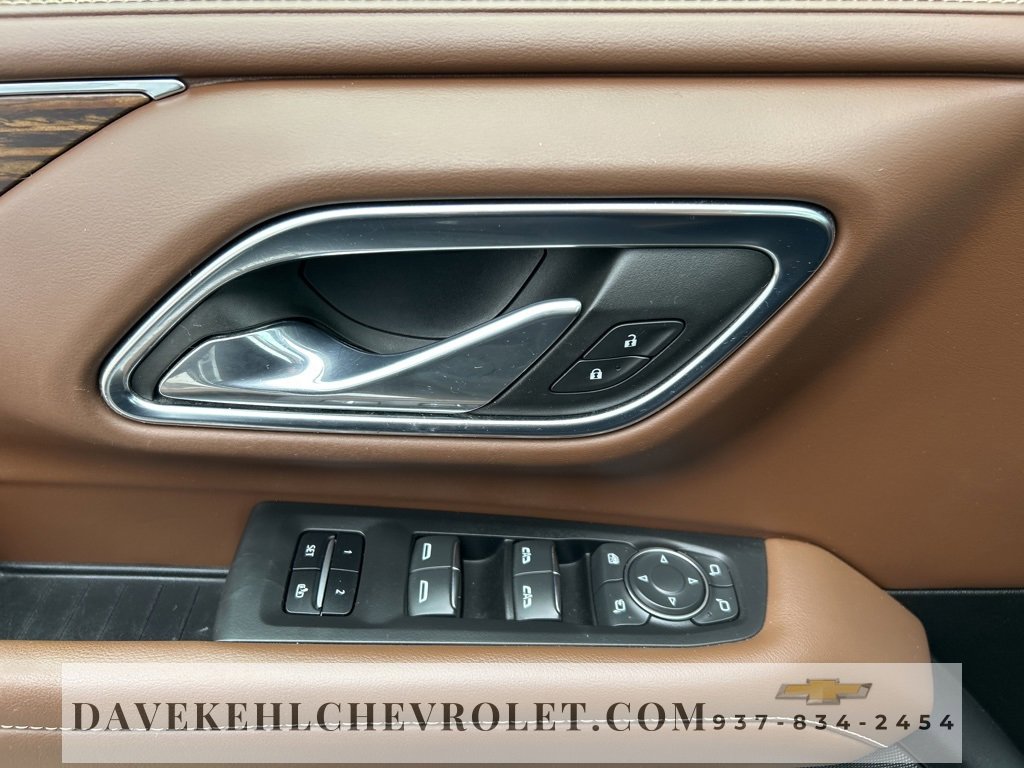Certified 2023 Chevrolet Suburban High Country image 11