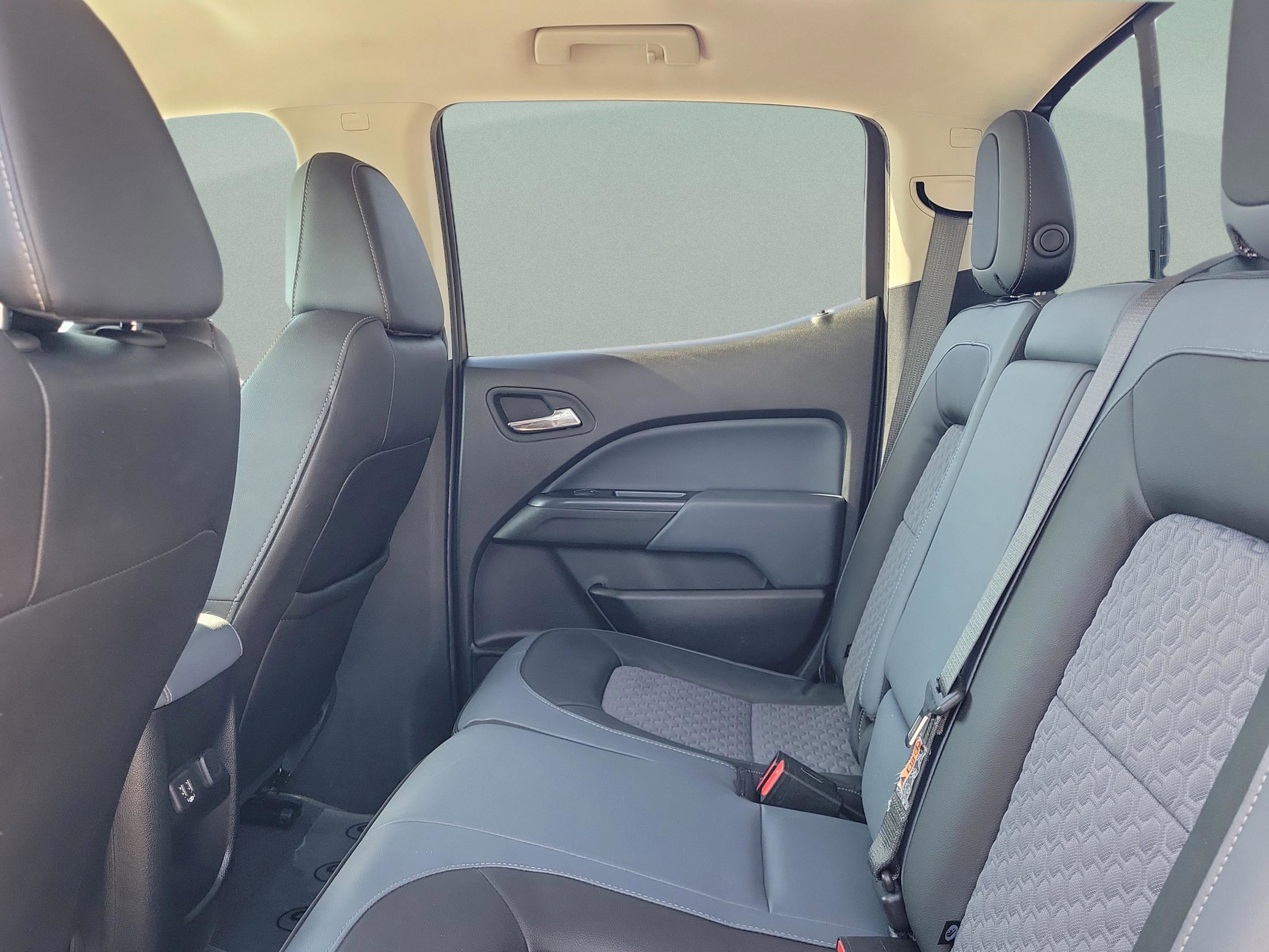 Used 2021 Chevrolet Colorado Z71 w/ Safety Package image 30