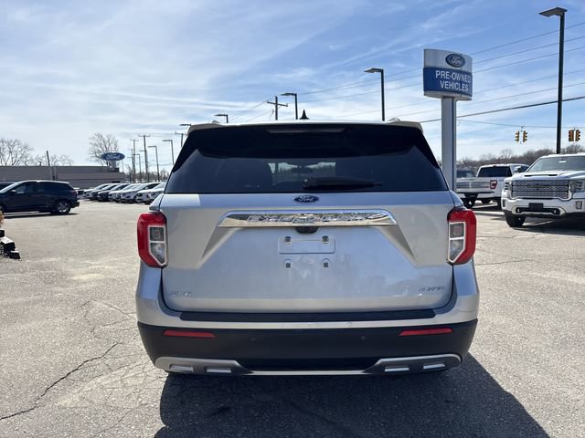 Certified 2023 Ford Explorer XLT w/ Equipment Group 202A image 15