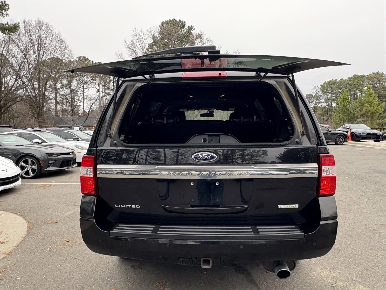 Used 2015 Ford Expedition Limited RWD image 13