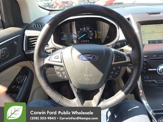 Used 2019 Ford Edge Titanium w/ Equipment Group 301A AWD/4WD image 23