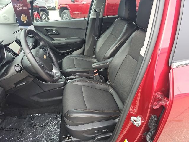 Used 2018 Chevrolet Trax LT w/ Driver Confidence Package image 12