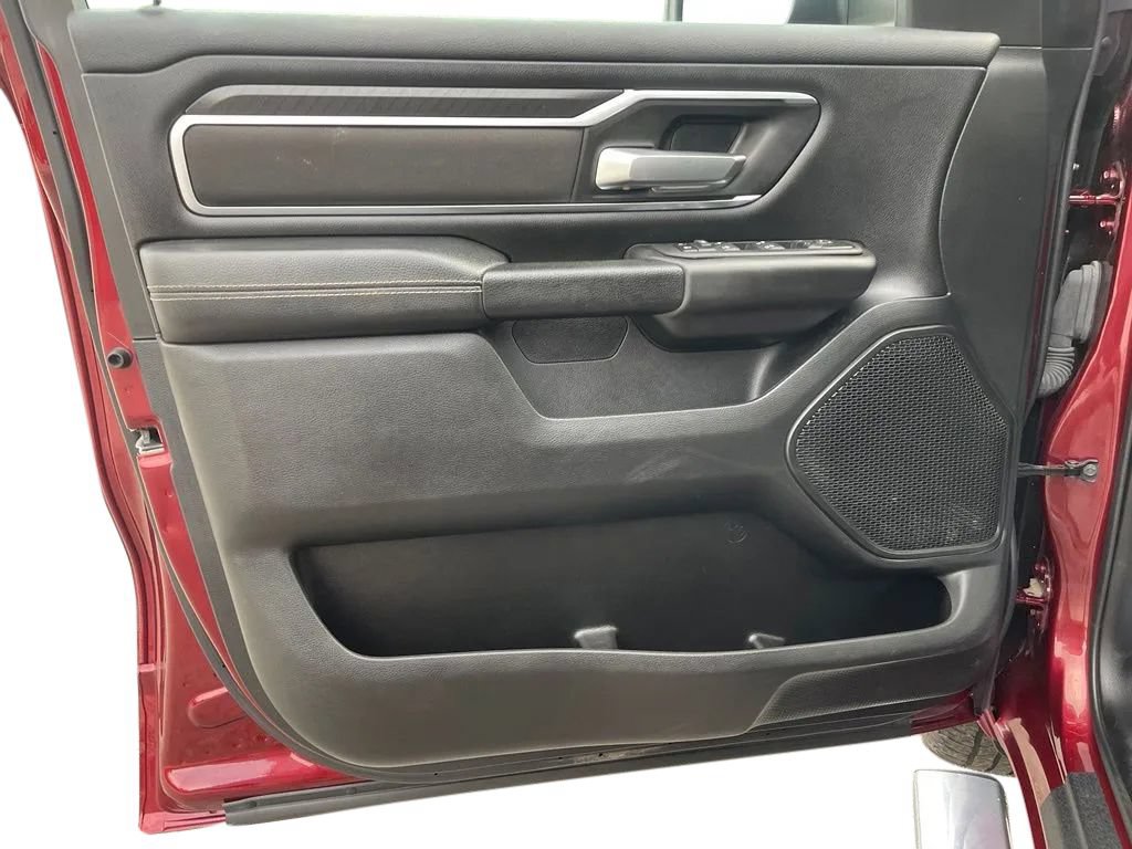 Used 2025 RAM 1500 Big Horn AWD/4WD image 14