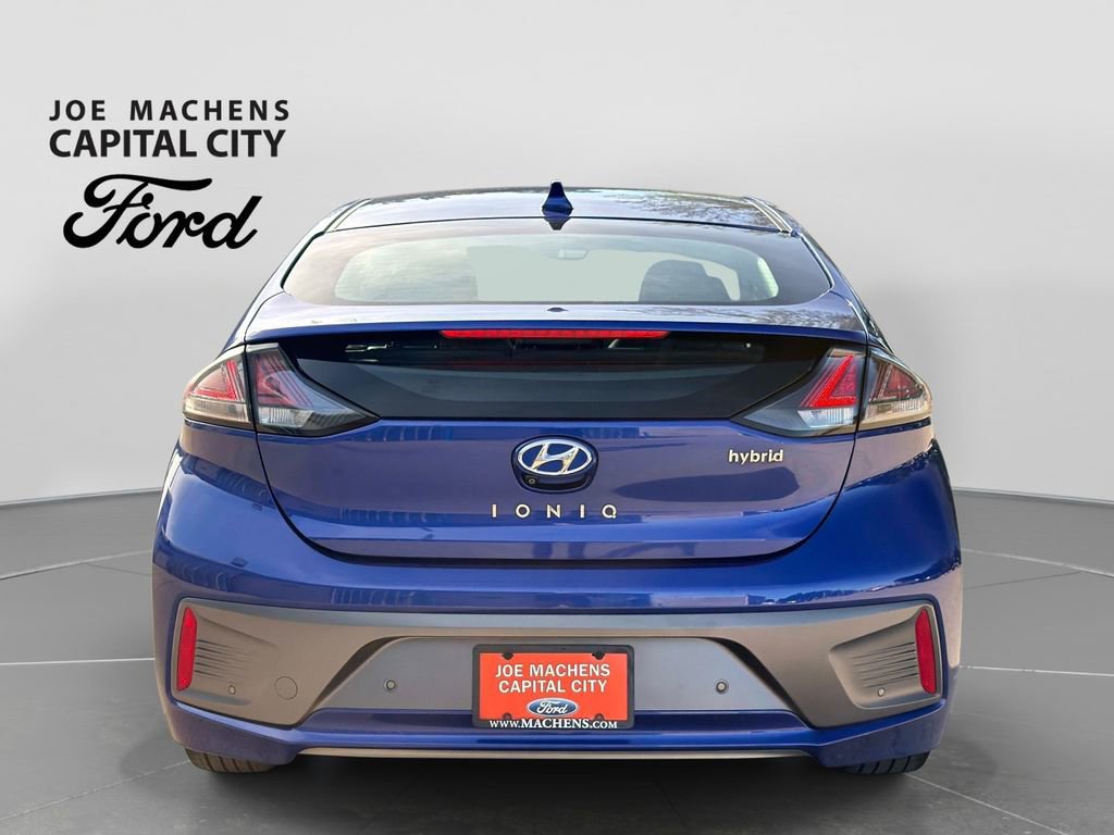 Used 2022 Hyundai Ioniq Limited FWD image 6