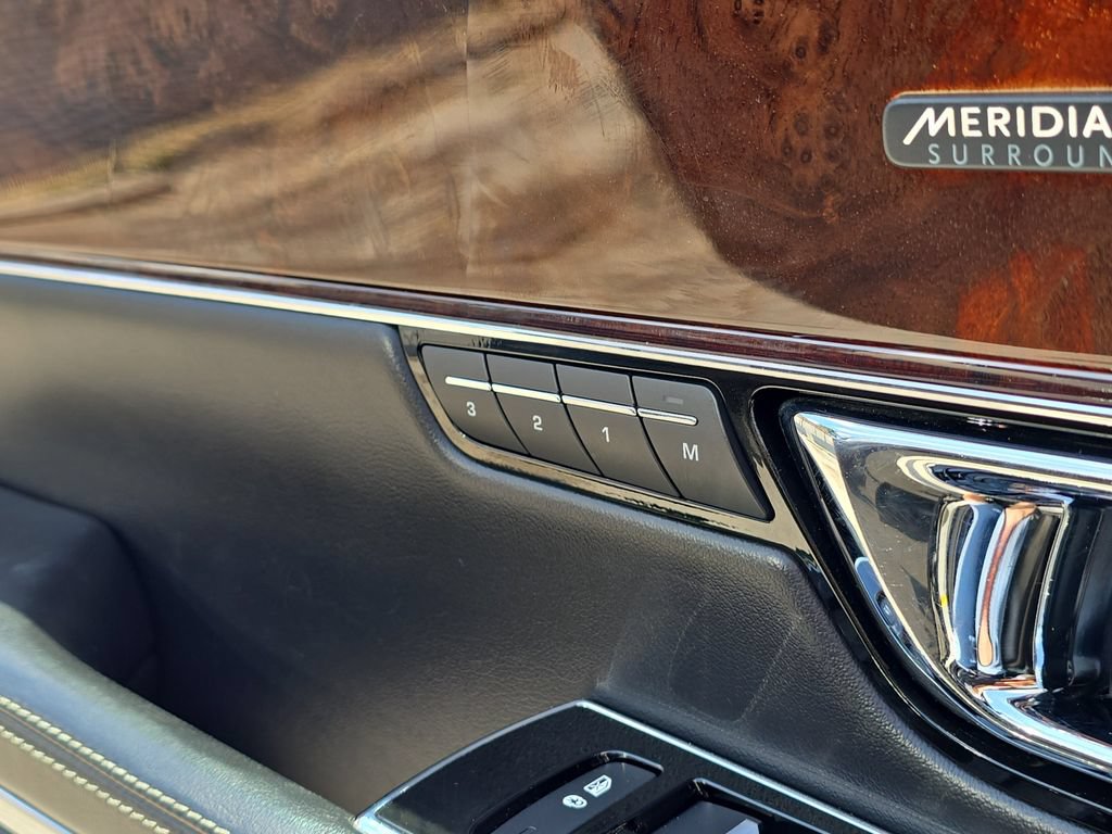Used 2017 Jaguar XJ L Portfolio AWD/4WD image 21