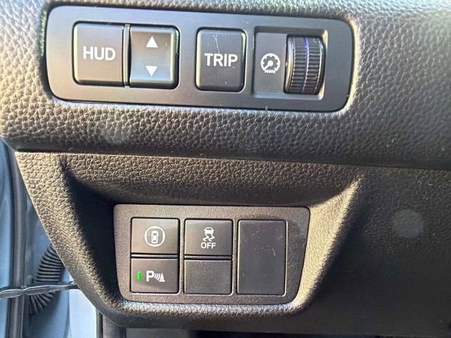 Used 2021 Honda Accord Touring image 32