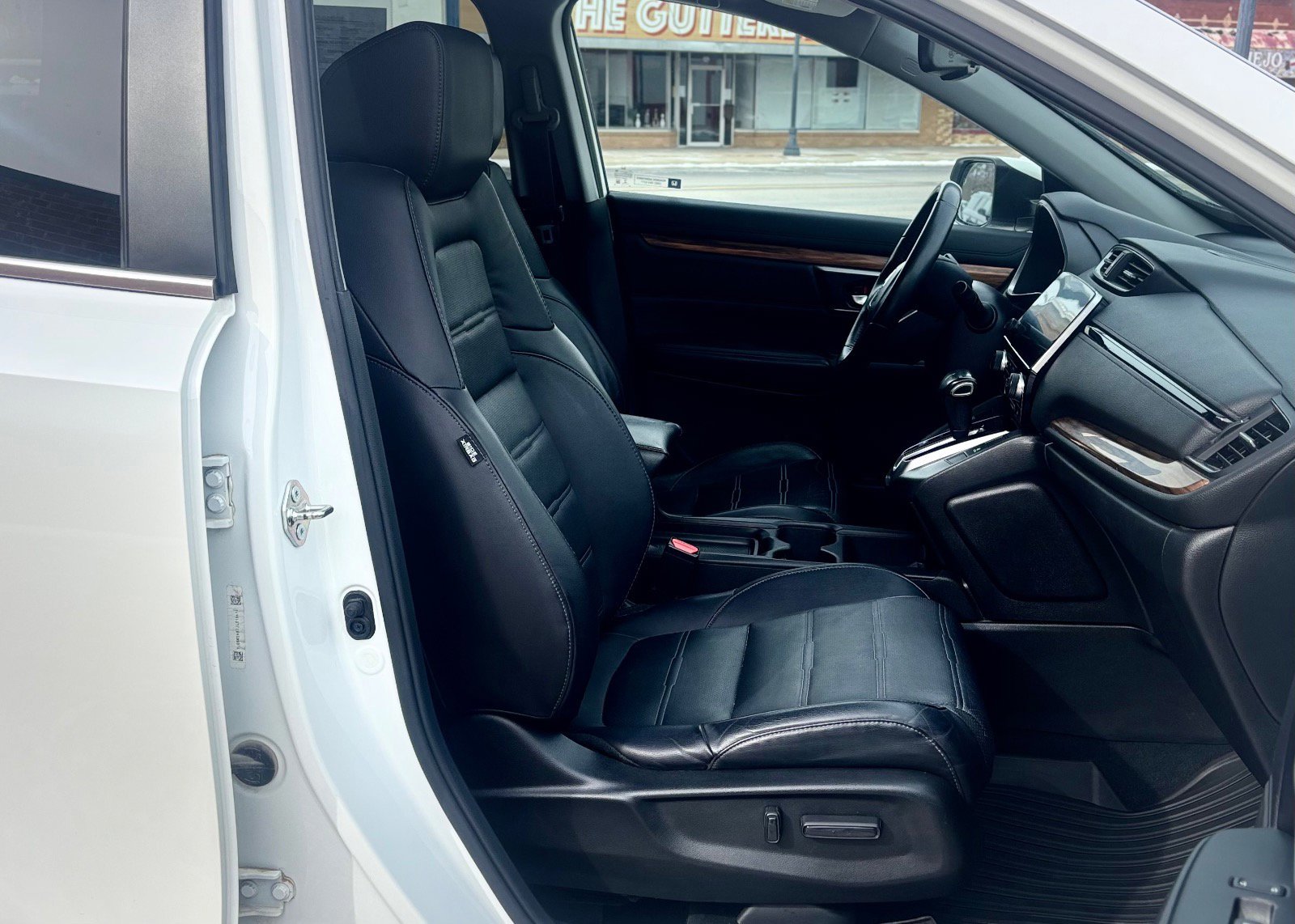 Used 2018 Honda CR-V Touring image 22