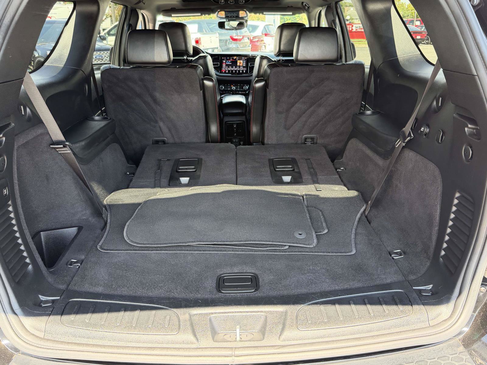 Used 2024 Dodge Durango GT AWD/4WD image 36
