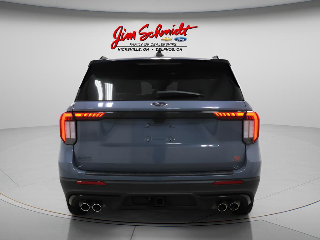 Used 2025 Ford Explorer ST image 5