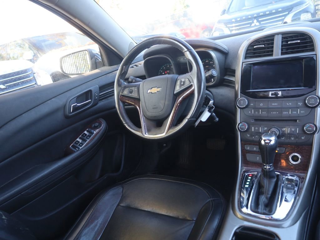 Used 2013 Chevrolet Malibu LTZ image 19