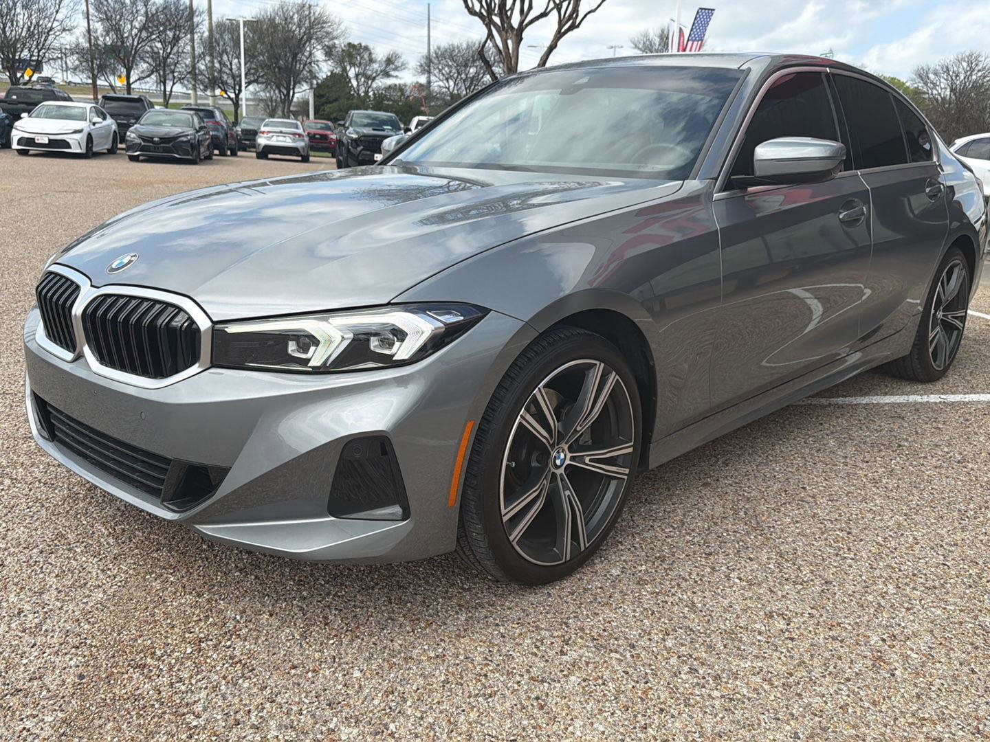 Used 2024 BMW 330i Sedan w/ Convenience Package image 8