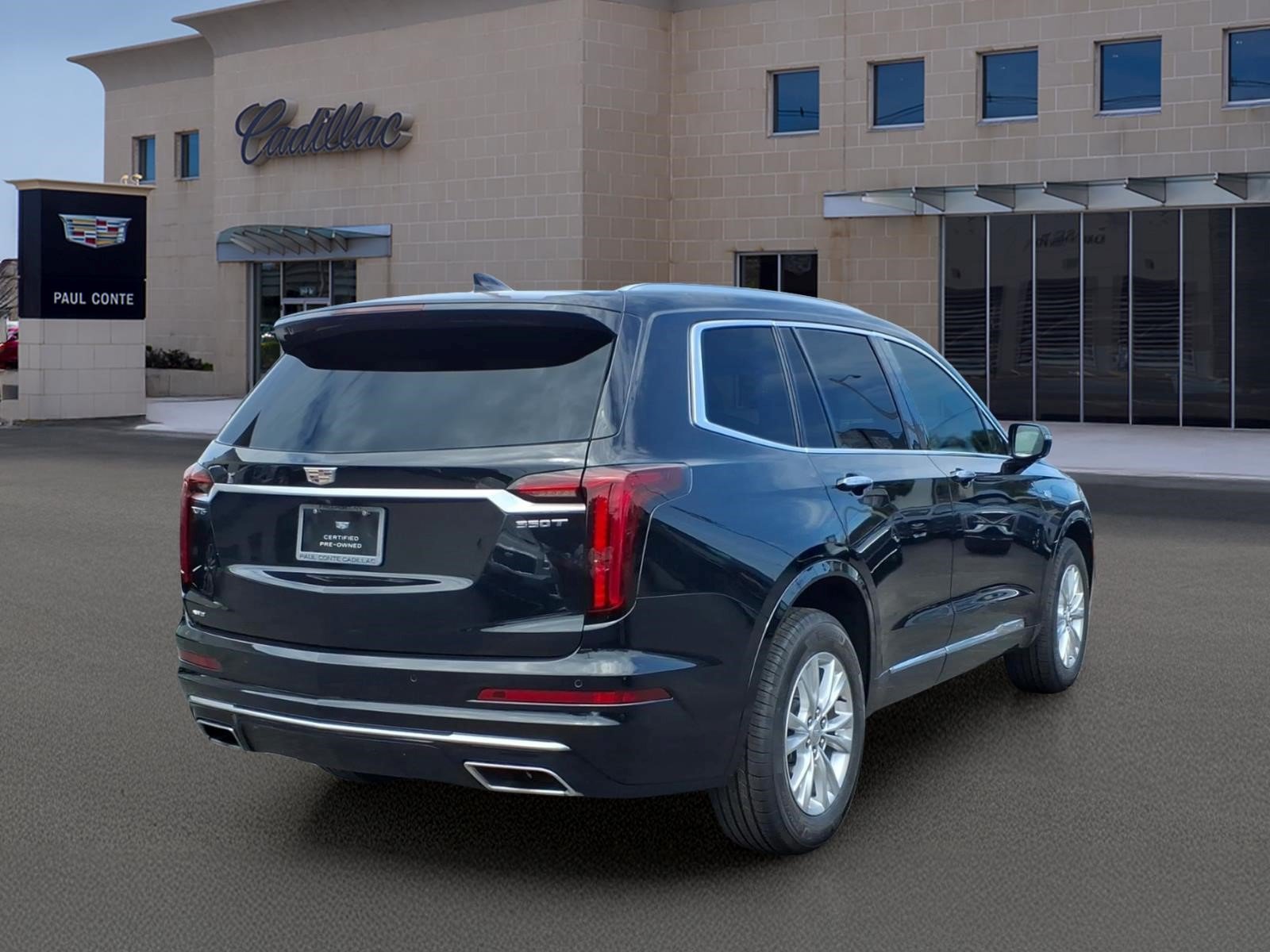 Certified 2024 Cadillac XT6 Luxury w/ LPO, Floor Liner Package AWD/4WD image 5