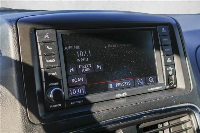 Used 2018 Dodge Grand Caravan SXT w/ Blacktop Package image 17